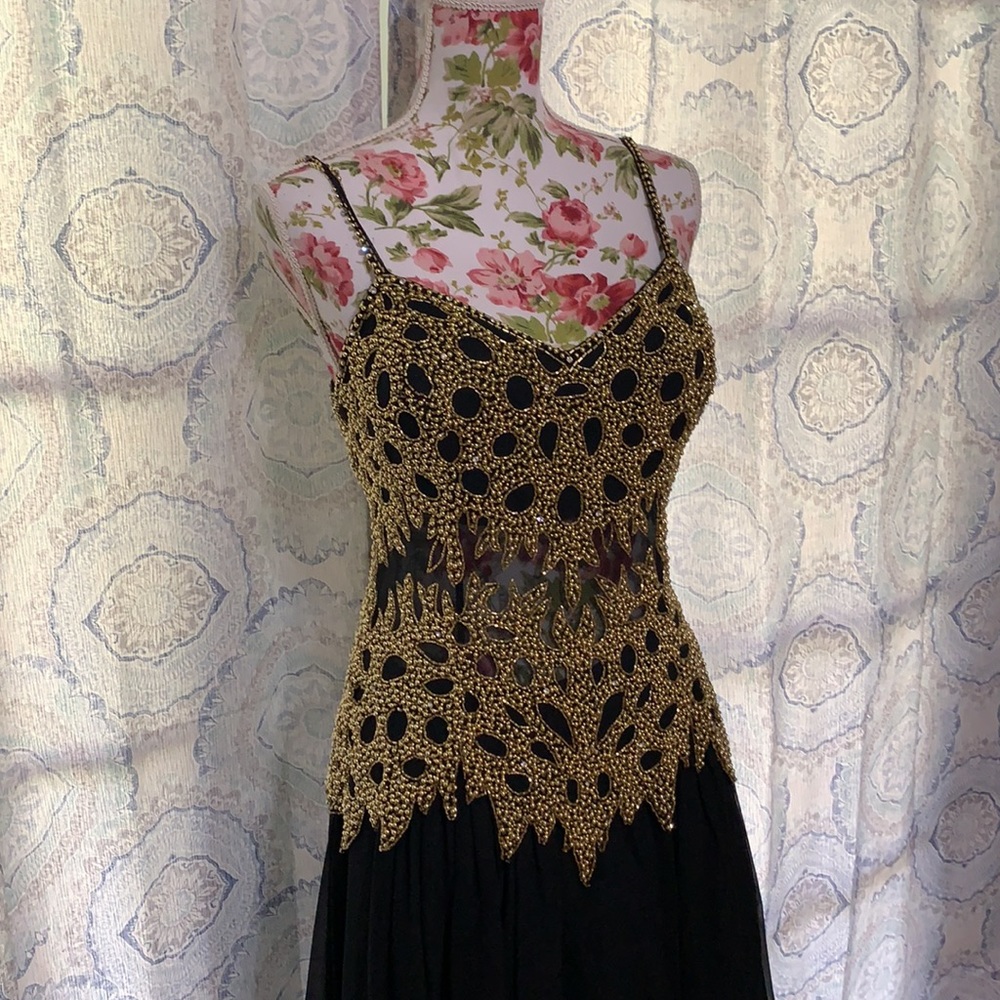 Elegant Black and Gold Women's Prom Dress